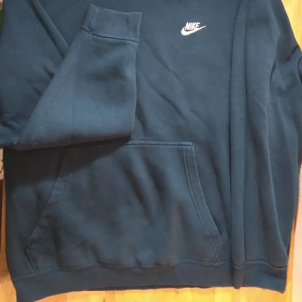 Nike Logo Pullover Hoodie Sweatshirt